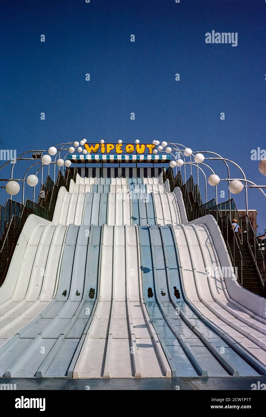 WipEout Giant Slides, Morey's Pier, Wildwood, New Jersey, USA, John Margolies Roadside America Photograph Archive, 1978 Foto Stock