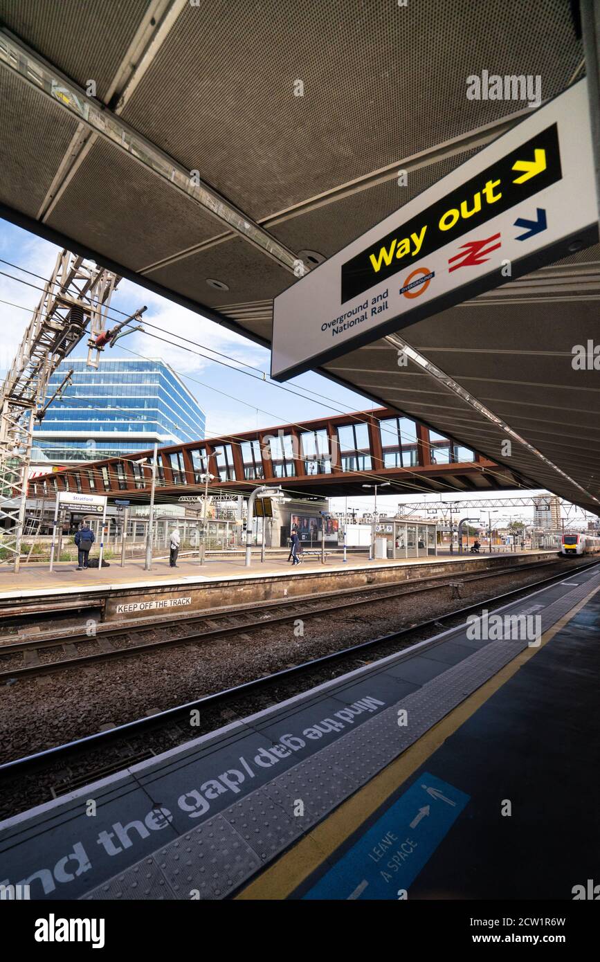 Stazione ferroviaria nazionale di Stratford Foto Stock