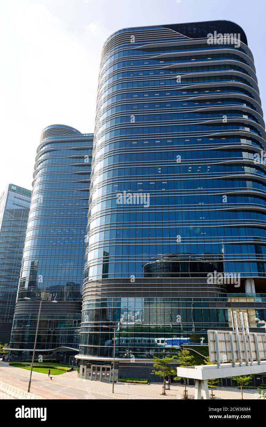 Il Quayside a Kowloon East, Hong Kong è una joint venture tra link REIT e Nan Fung Development. Costruito da Gammon Construction Limited. Foto Stock