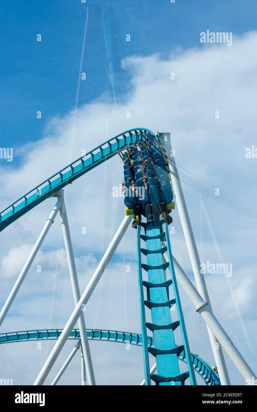 Carowinds, Stati Uniti d'America - 19 agosto 2019. Attrazione Fury 325 nel parco a tema Carowinds il 19 agosto 2019 a Charlotte, Carolina del Nord, USA Foto Stock