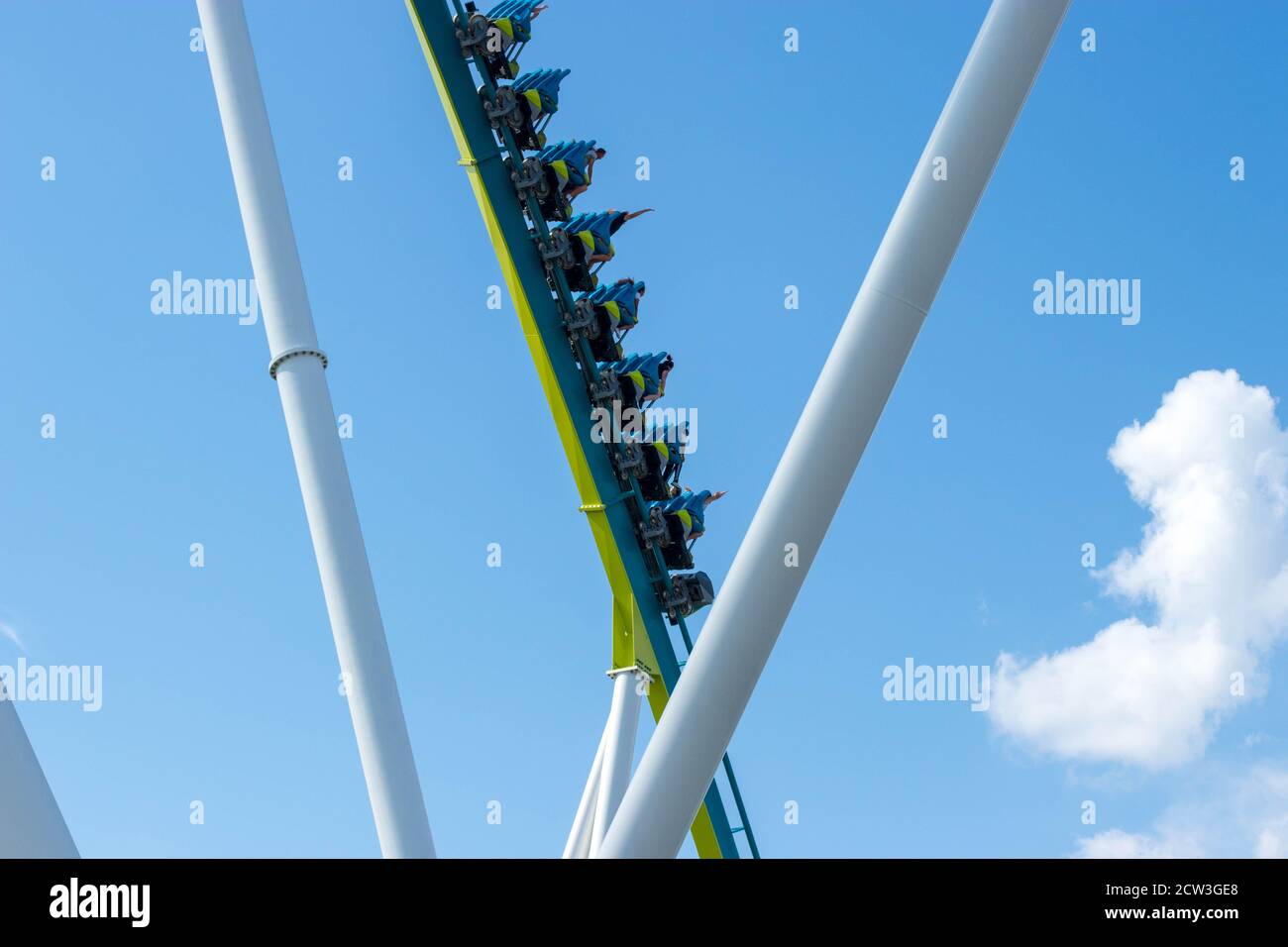 Carowinds, Stati Uniti d'America - 19 agosto 2019. Attrazione Fury 325 nel parco a tema Carowinds il 19 agosto 2019 a Charlotte, Carolina del Nord, USA Foto Stock