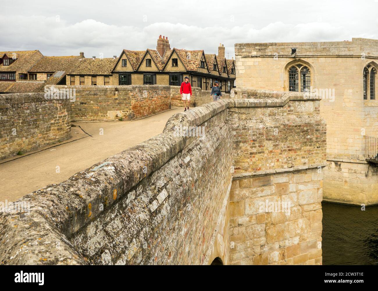 Ponte di St Ives ponte 15 ° secolo sul fiume Grande Ouse a St Ives, Cambridgeshire, uno dei soli quattro ponti in Inghilterra per incorporare una cappella Foto Stock