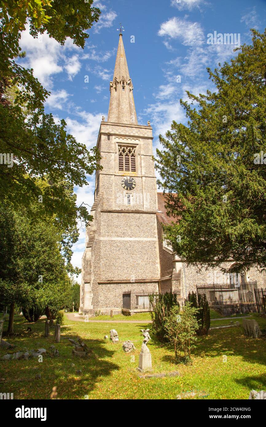 Chiesa parrocchiale di St Marys nella tranquilla quintessenza Chilterns Buckinghamshire Paese di Princes Risborough Inghilterra Foto Stock