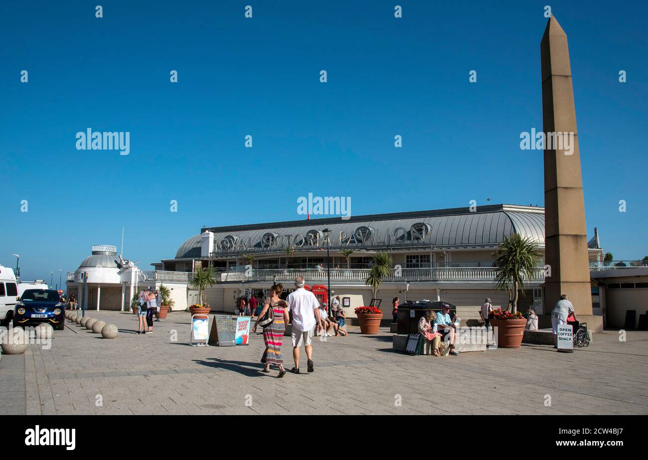 Ramsgate, Kent, Inghilterra, Regno Unito. 2020. Il Royal Victorian Pavilion on Harbour Parade un complesso di ristoranti e bevande sul lungomare di Ramsgate Foto Stock