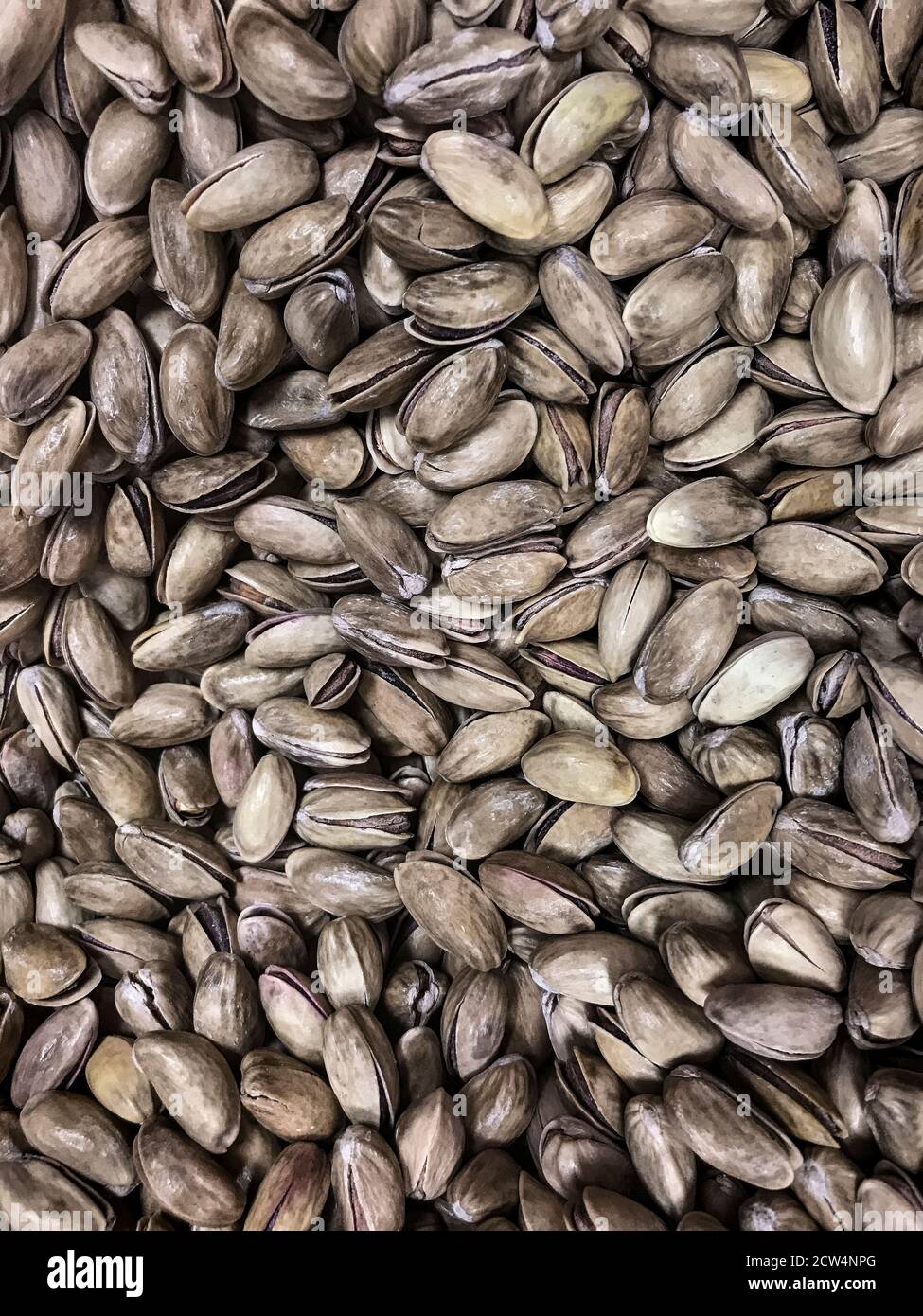Cestino di pistacchi in esposizione. Foto Stock