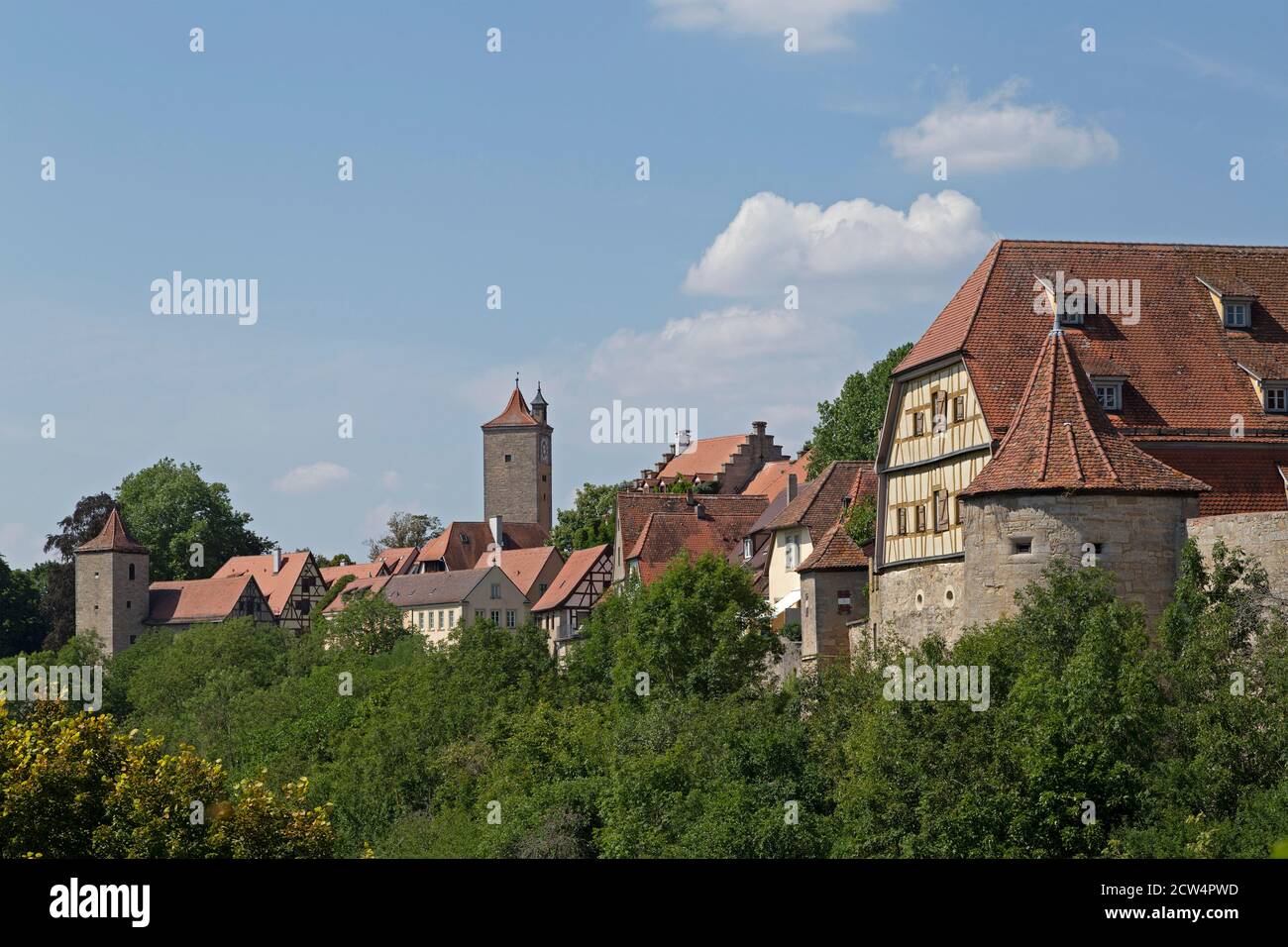 Torre Francescana e Torre del Castello, città vecchia, Rothenburg ob der Tauber, Franconia Centrale, Baviera, Germania Foto Stock