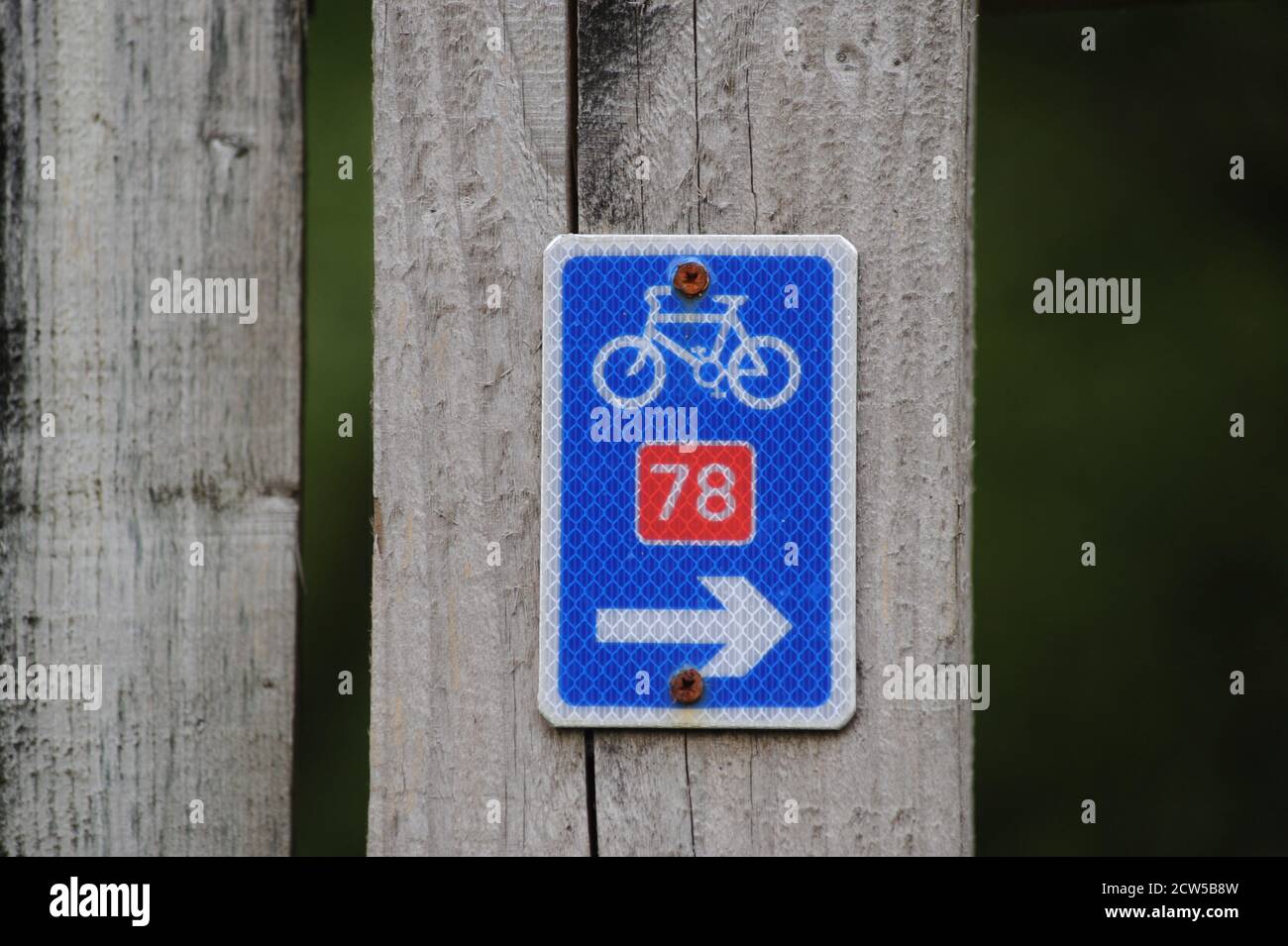 SEGNALE DELLA PISTA CICLABILE NAZIONALE IN SCOZIA VICINO A FORT AUGUSTUS E. INVERNESS RE VACANZE IN BICICLETTA FITNESS ECC REGNO UNITO Foto Stock