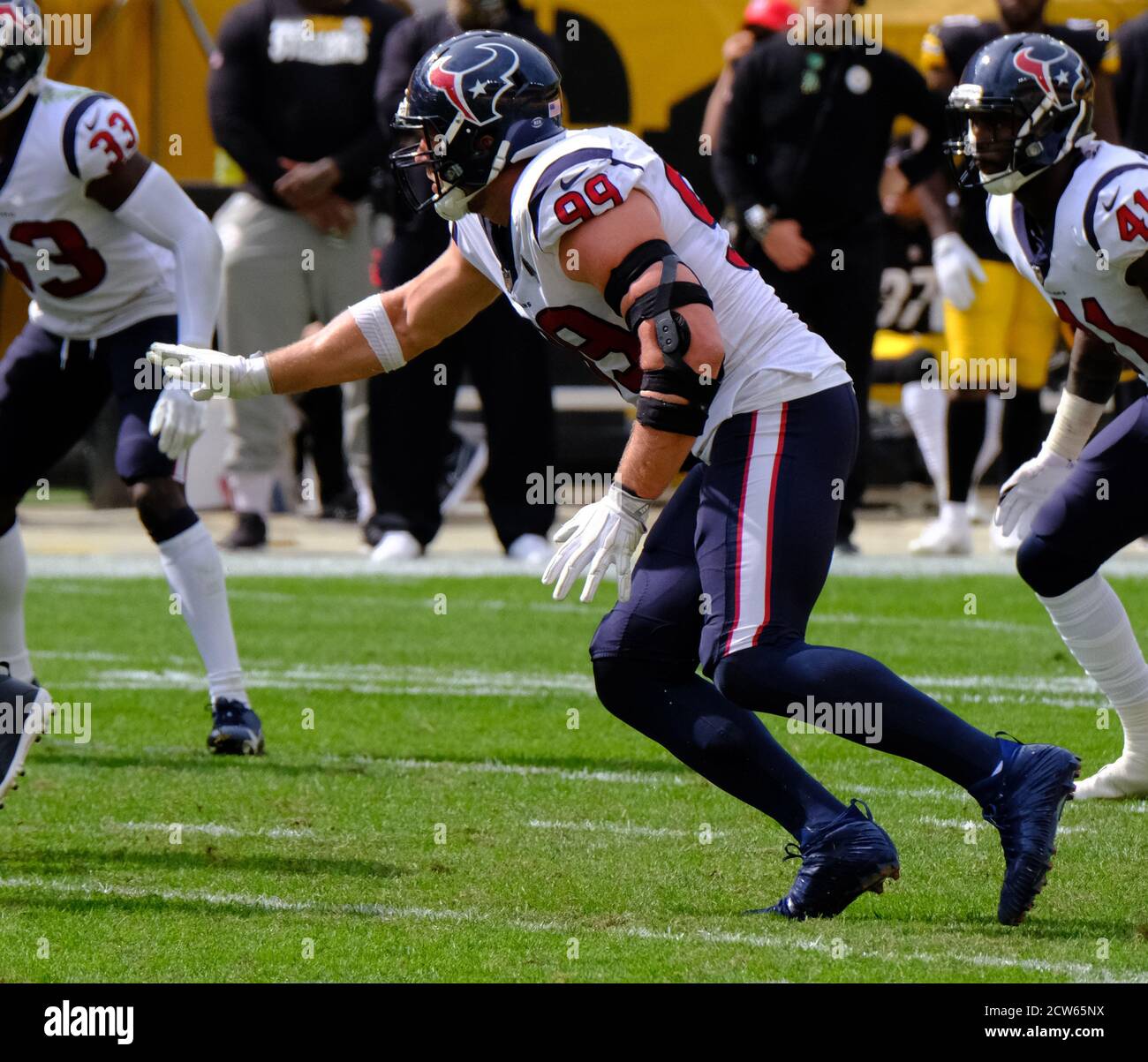27 settembre 2020: J.J. Watt n° 99 durante la partita dei Pittsburgh Steelers contro Houston Texans all'Heinz Field di Pittsburgh, Pennsylvania. Jason Pohuski/CSM Foto Stock