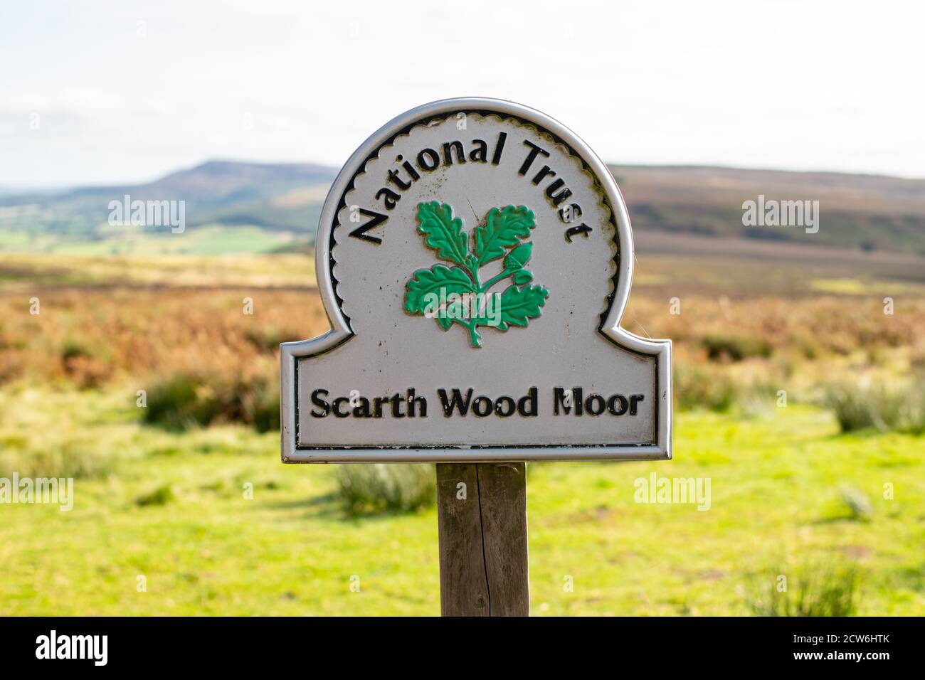 Scarth Wood Moor National Trust Sign, vicino a Osmotherley, Hambleton, North Yorkshire, Inghilterra, Regno Unito Foto Stock