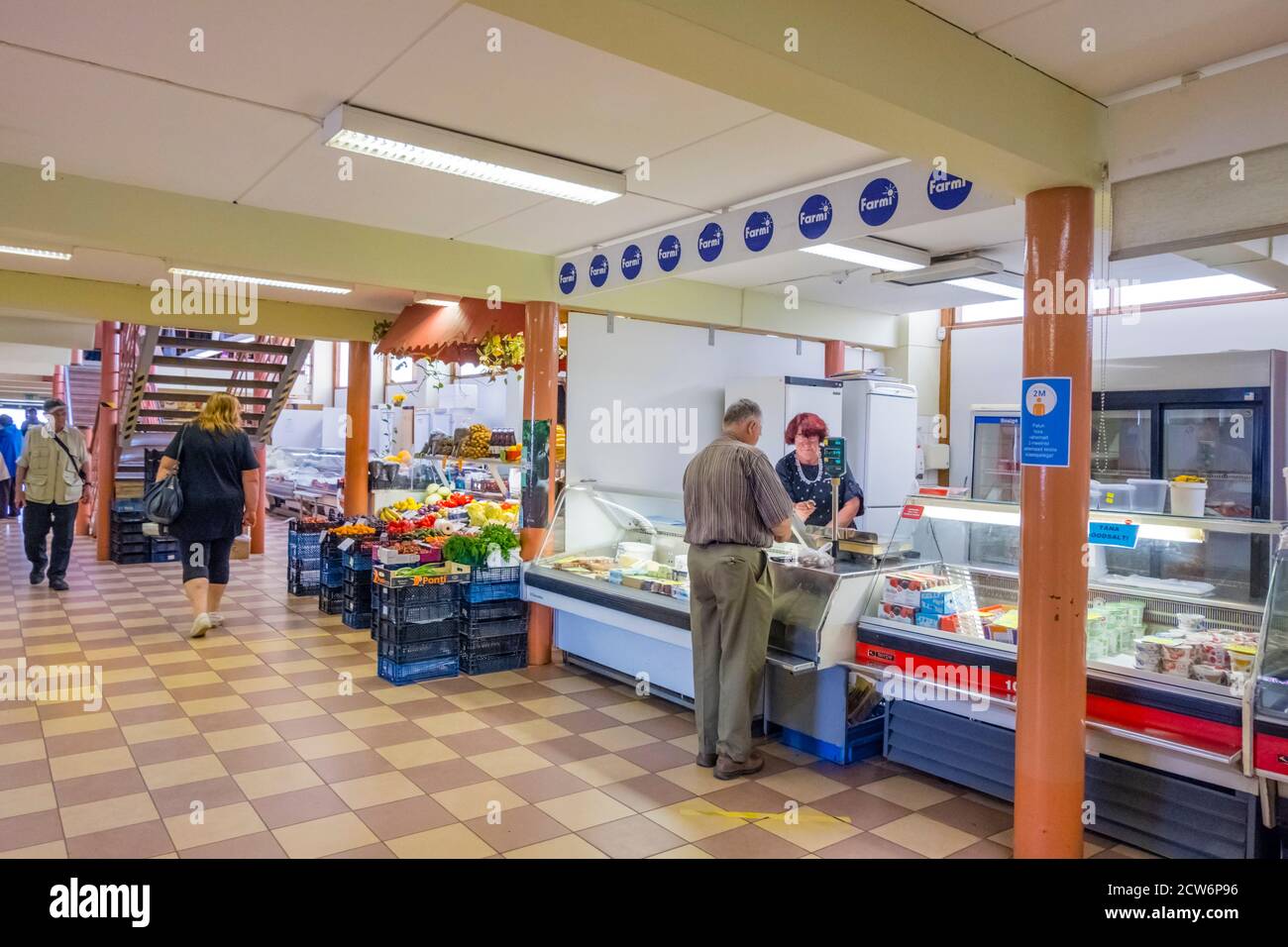 Turuhall, mercato vicino al mercato all'aperto, Tartu, Estonia Foto Stock