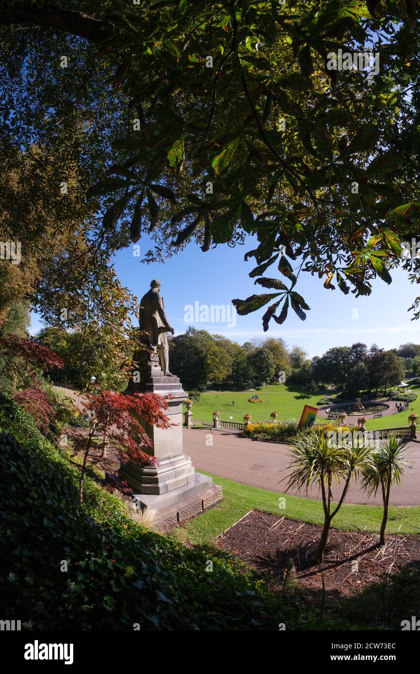Statua del conte di Derby, tre volte primo ministro e deputato per Preston a Miller Park Prreston, Regno Unito Foto Stock