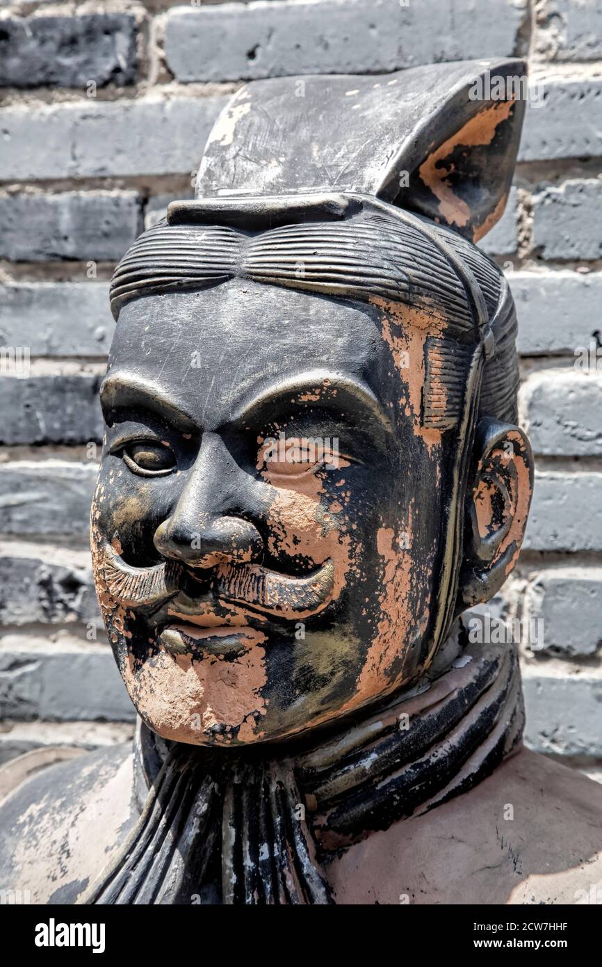 Replica di un guerriero di terracotta come attrazione turistica in Guilin Cina Foto Stock