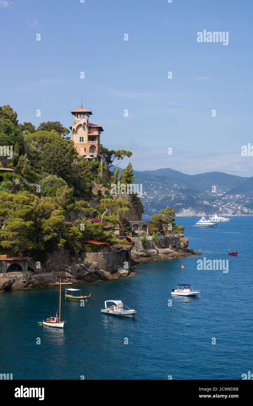 Paesaggio mediterraneo in estate da Portofino Italia Foto Stock