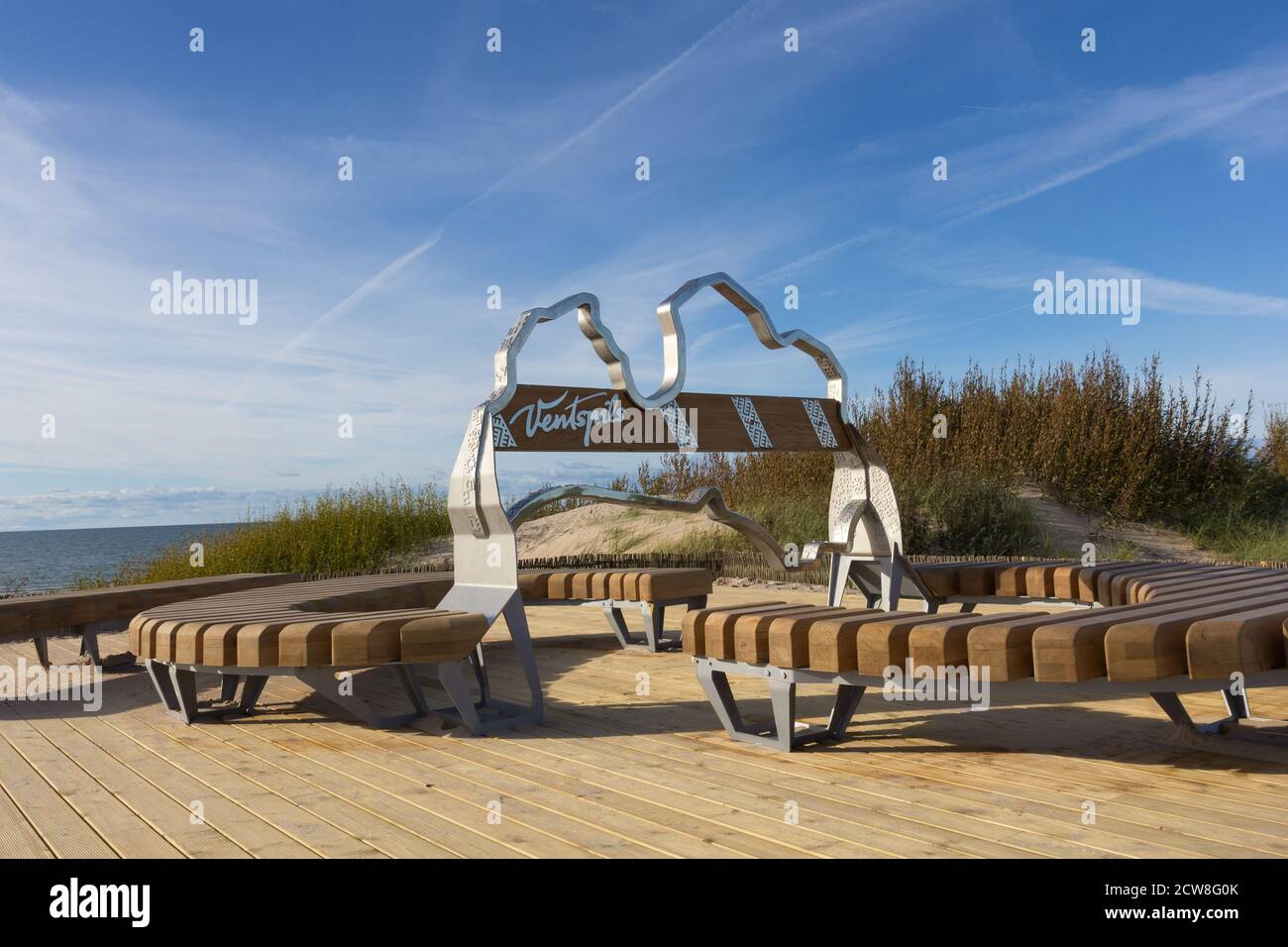 VENTSPILS, LETTONIA - CIRCA SETTEMBRE 2019: CONTORNO DELLA LETTONIA. Foto Stock