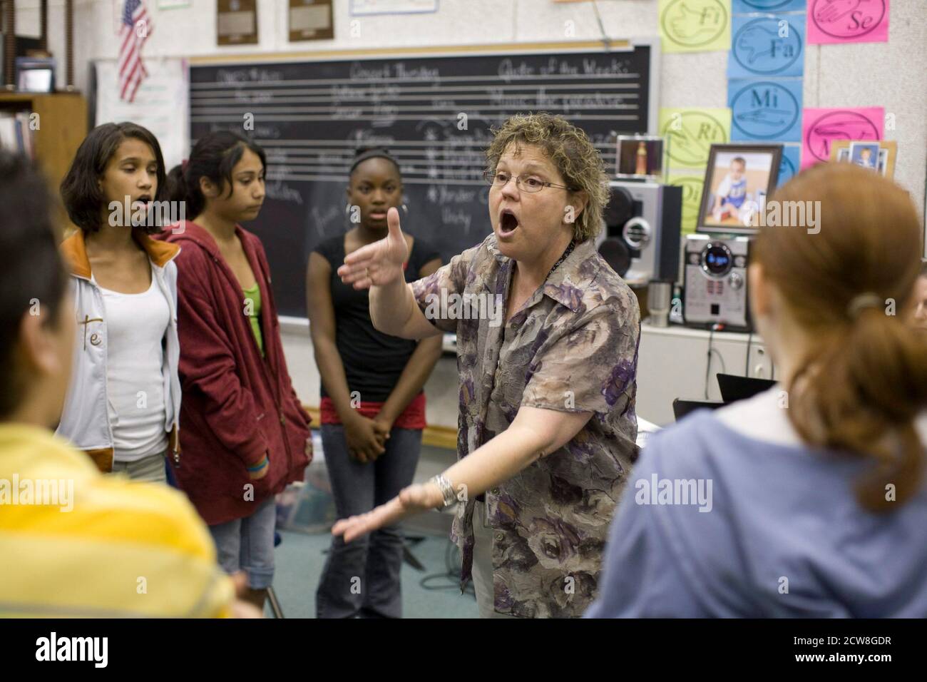 Pflugerville, TX 30 maggio 2008: Ambiente di apprendimento alla Park Crest Middle School, un grande campus suburbano vicino Austin con 1,000 studenti. Foto Stock