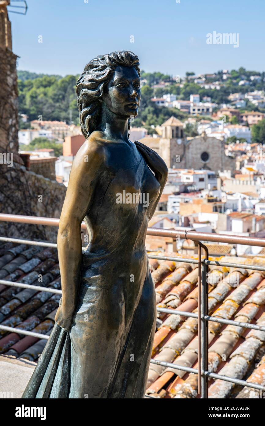 Statua in bronzo di Ava Gardner a Tossa de Mar che commemora le riprese di Pandora e del Dutchman volante, Costa Brava, Catalogna, Spagna Foto Stock