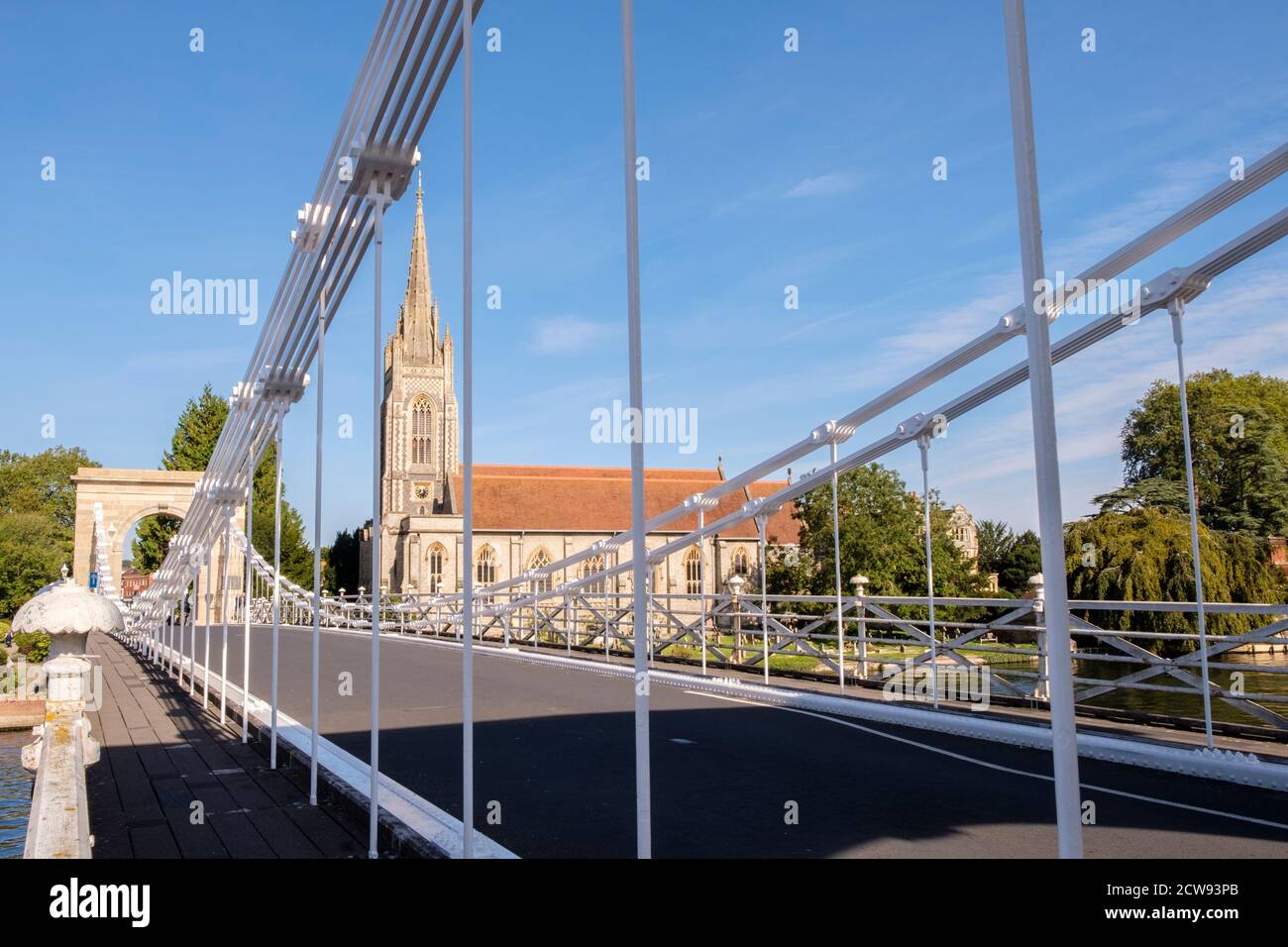 Chiesa di tutti i Santi di Marlow Bridge, Marlow, Buckinghamshire, Inghilterra sudorientale, GB, Regno Unito Foto Stock