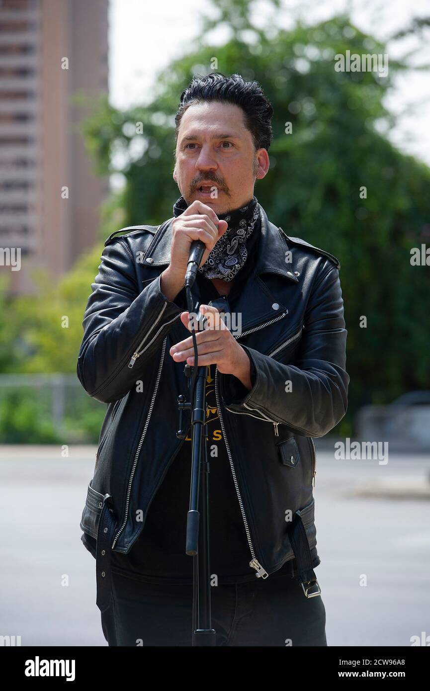 Austin, Texas, Stati Uniti. 28 Settembre 2020. Municipio di Austin. 28 Settembre 2020. Jesse Dayton un musicista americano che parla al come and Save IT Rally per i musicisti di Austin fuori dal municipio di Austin. Austin, Texas. Mario Cantu/CSM/Alamy Live News Credit: CAL Sport Media/Alamy Live News Foto Stock