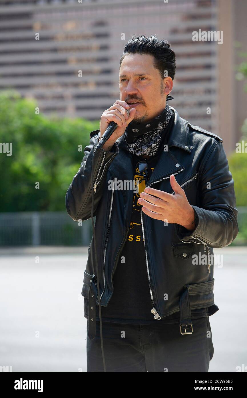 Austin, Texas, Stati Uniti. 28 Settembre 2020. Municipio di Austin. 28 Settembre 2020. Jesse Dayton un musicista americano che parla al come and Save IT Rally per i musicisti di Austin fuori dal municipio di Austin. Austin, Texas. Mario Cantu/CSM/Alamy Live News Credit: CAL Sport Media/Alamy Live News Foto Stock