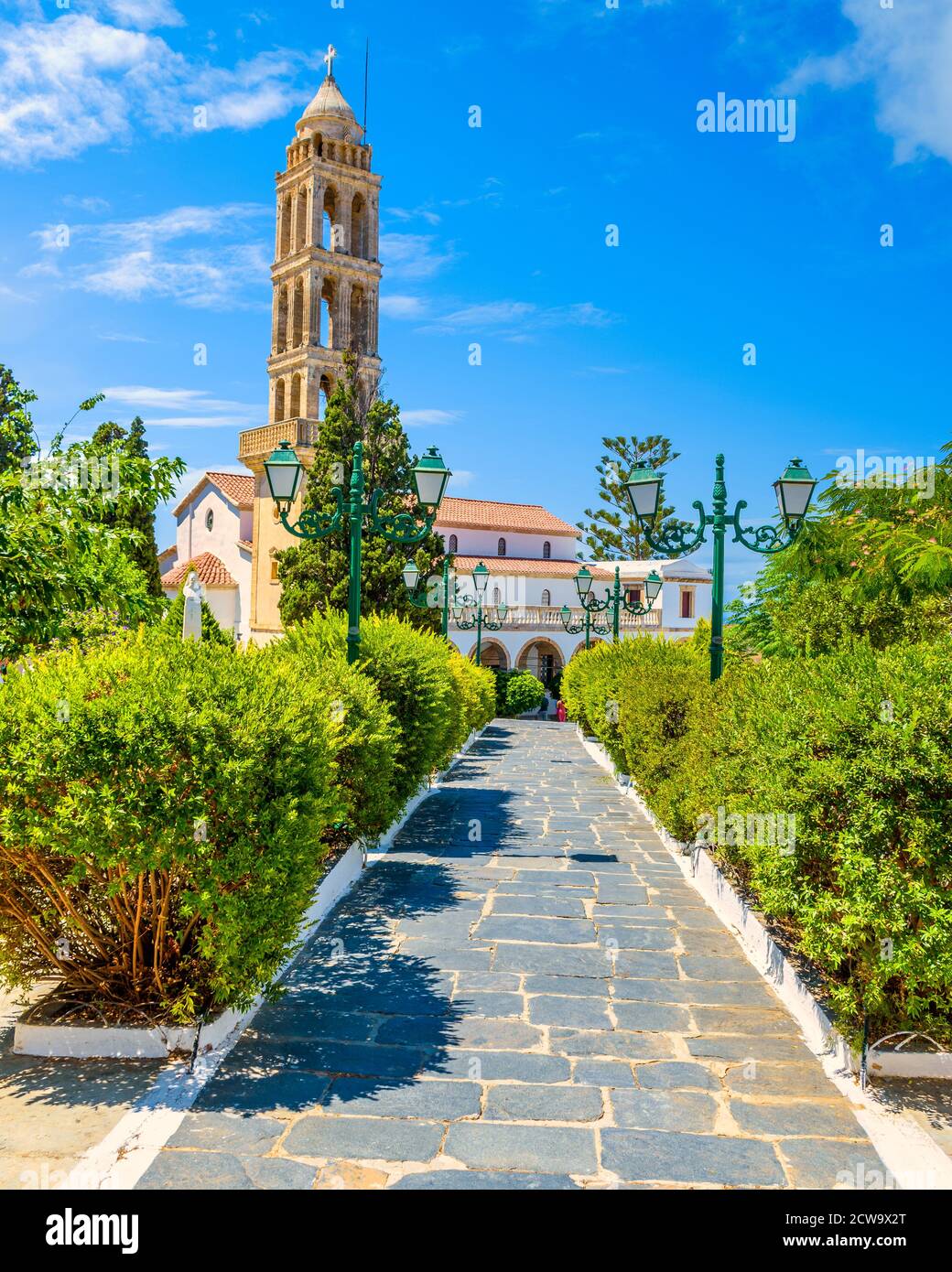 Vista esterna del monastero Panagia Myrtidiotissa il centro spirituale di Kythira Foto Stock