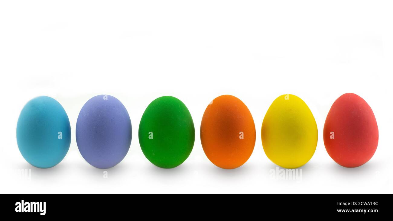 Collezione di pollo colorato all'uovo di pasqua su sfondo bianco Foto Stock