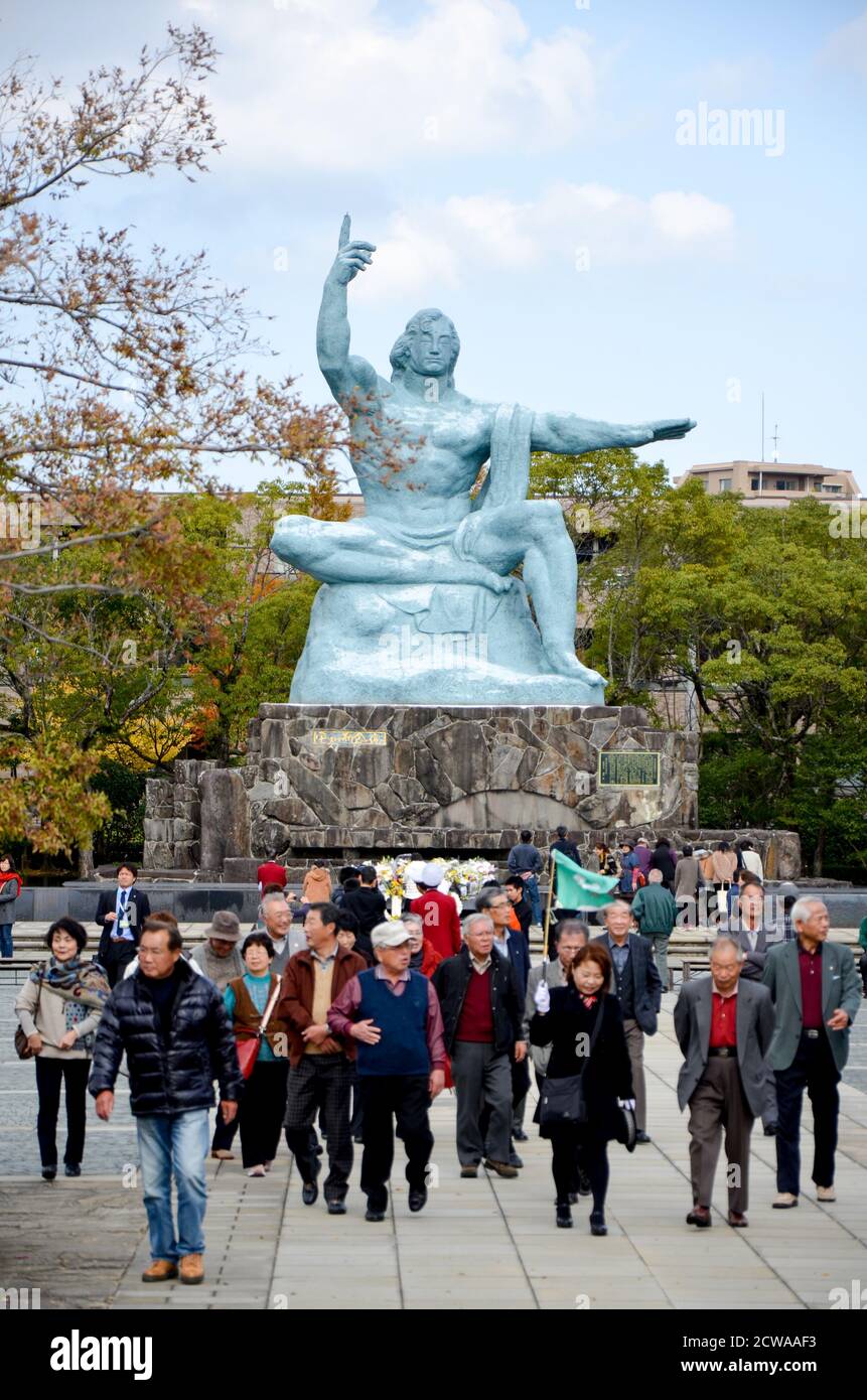 Nagasaki Peace Monument al Nagasaki Peace Park Foto Stock