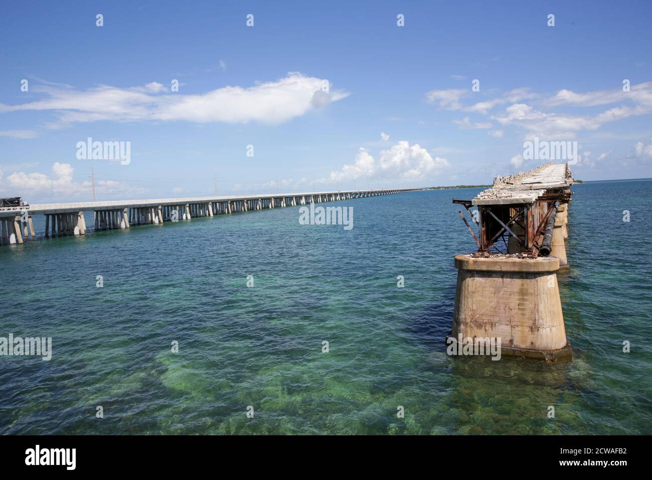 Il vecchio ponte Seven Mile disusato collega le Keys alla terraferma, Key West, Florida, USA Foto Stock