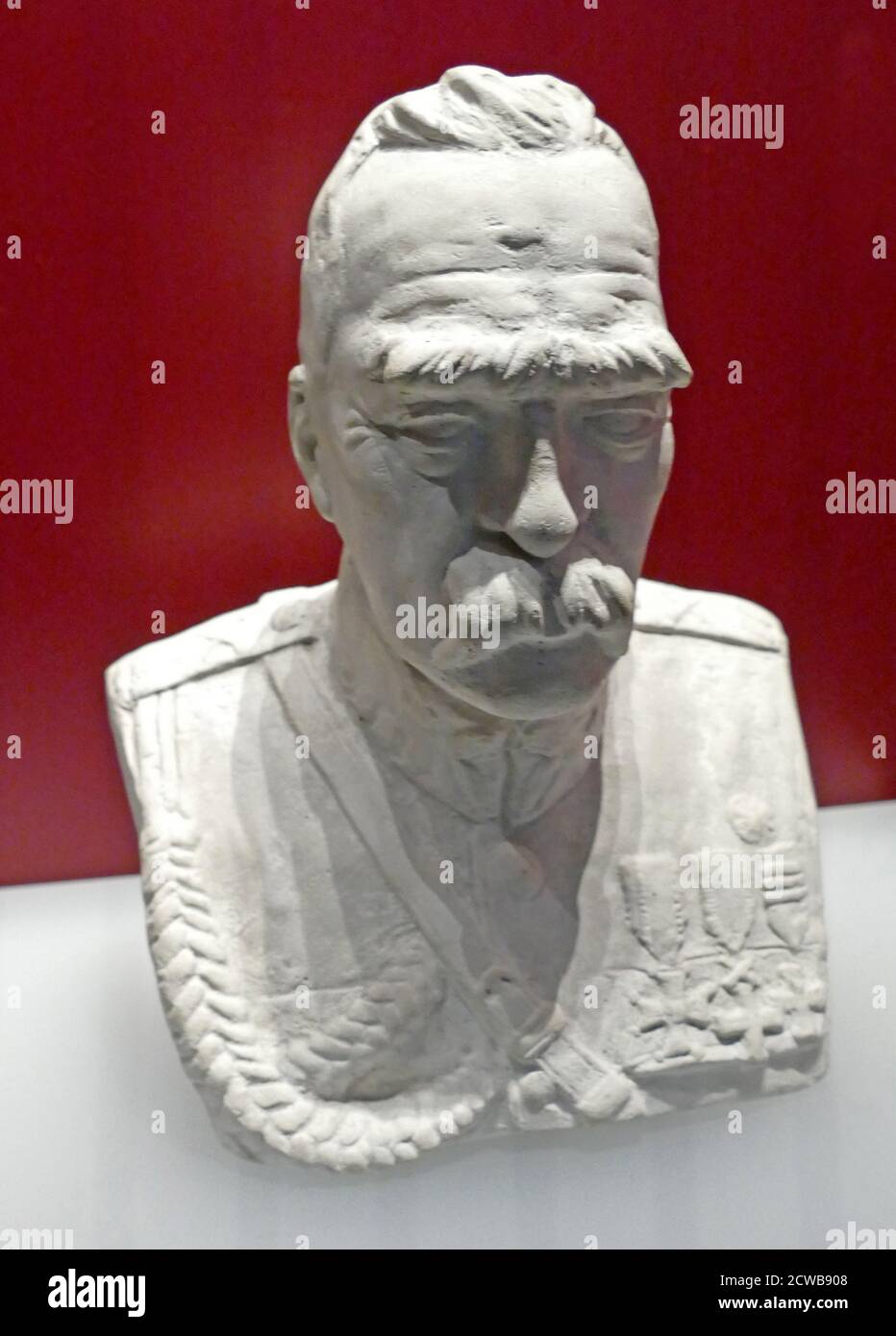 Busto di Jozef Klemens Pilsudski (1867 - 1935), statista polacco che servì come Capo di Stato (1918-22) e primo Maresciallo di Polonia (dal 1920). Fu considerato il leader de facto (1926-35) della seconda Repubblica polacca Foto Stock