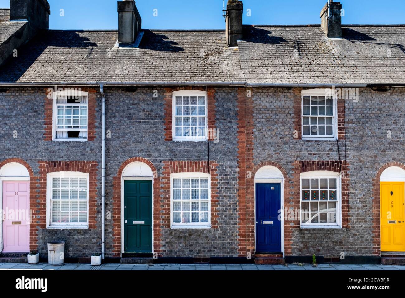 Alloggio a schiera in High Street, Lewes, East Sussex, Regno Unito. Foto Stock