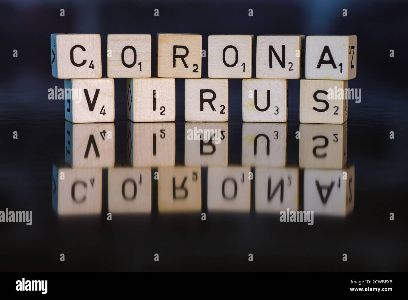 Lettere che scrivono Coronavirus. Per illustrare alla pandemia globale di Coronavirus Foto Stock