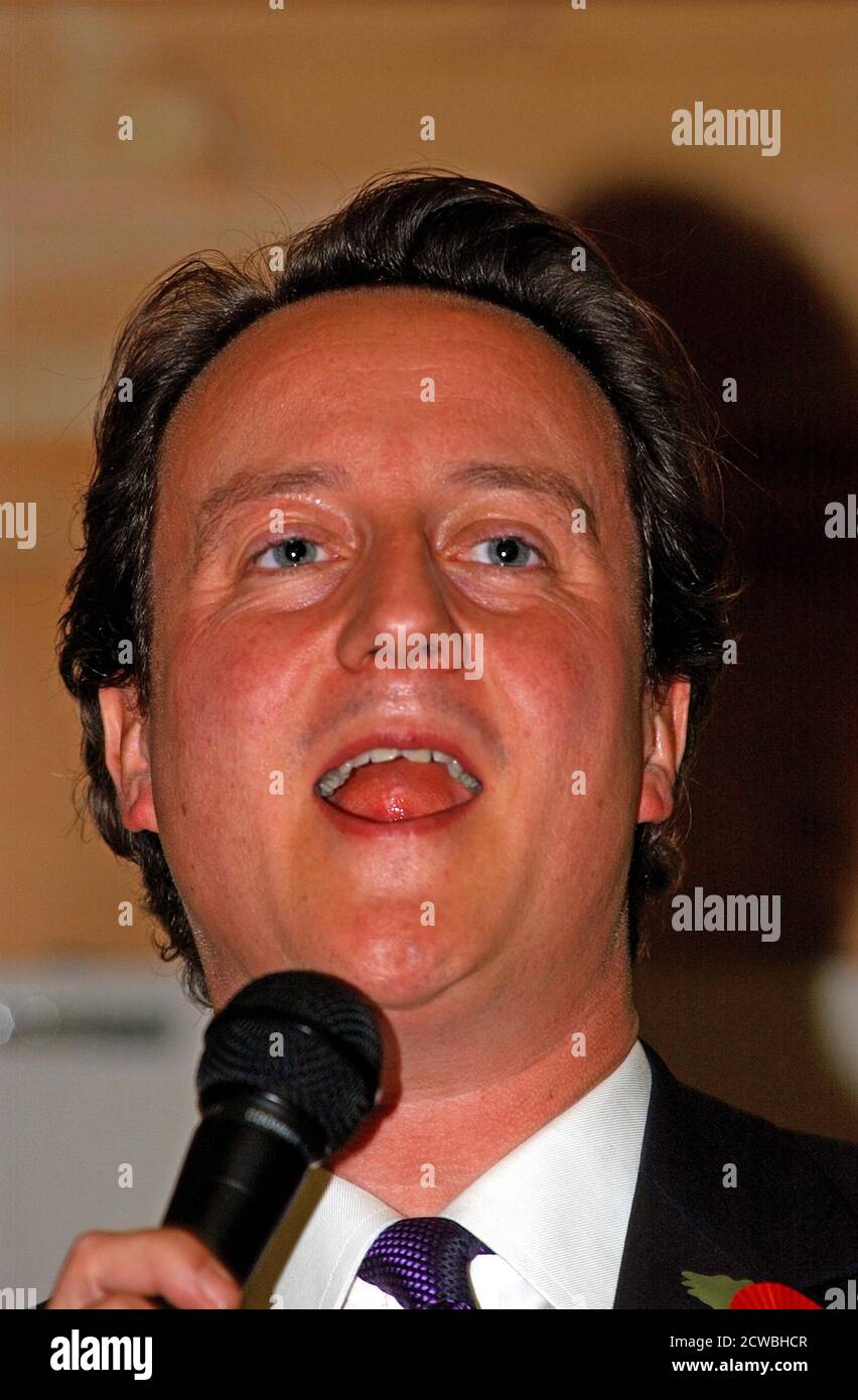 Fotografia di David Cameron dopo essere diventato primo Ministro. David William Donald Cameron (1966-) un politico britannico che ha servito come primo ministro del Regno Unito dal 2010 al 2016 Foto Stock