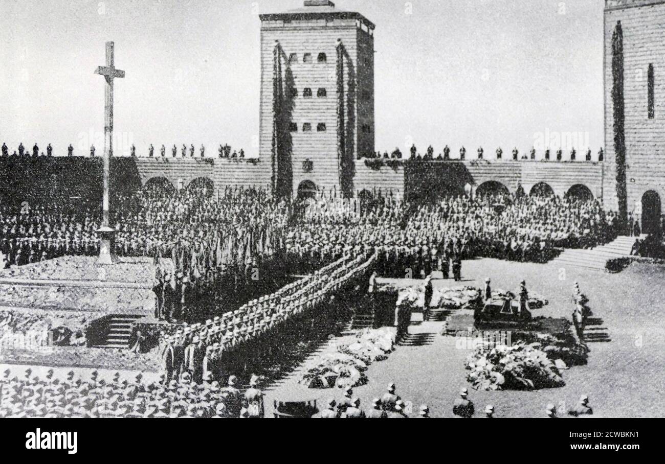 Foto in bianco e nero della processione funeraria di Paul von Hindenburg (1847-1934), agosto 1934. Foto Stock