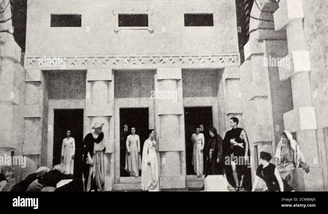 Fotografia in bianco e nero di una scena del gioco 'Electra', scritto da Jean Giraudoux (1887-1951). Foto Stock