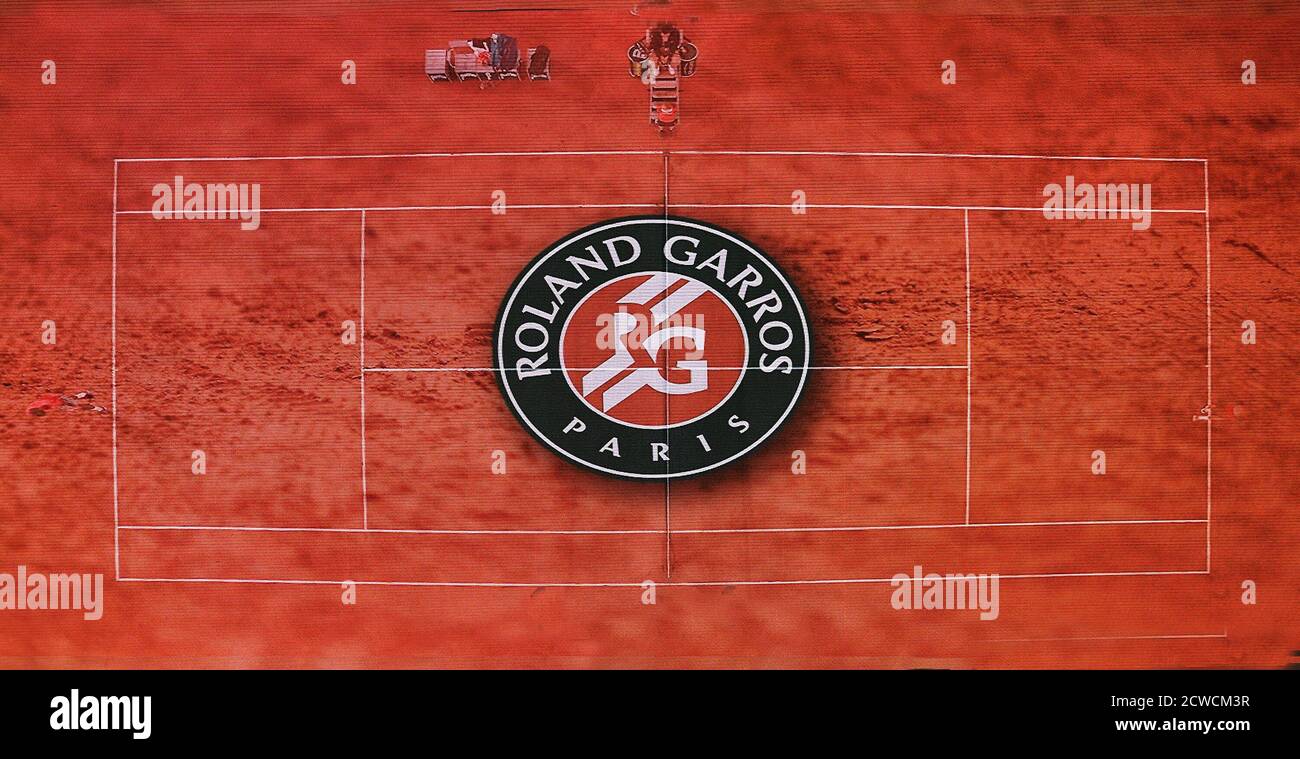 Parigi, Francia. 29 Settembre 2020. Roland Garros Parigi Francese aperto 2020 giorno 3 290920 Corte Philippe Chatrier grafica Credit: Roger Parker/Alamy Live News Foto Stock