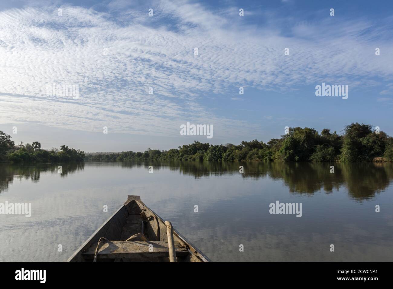 Barca da pesca sul fiume Niger, Niger Foto Stock