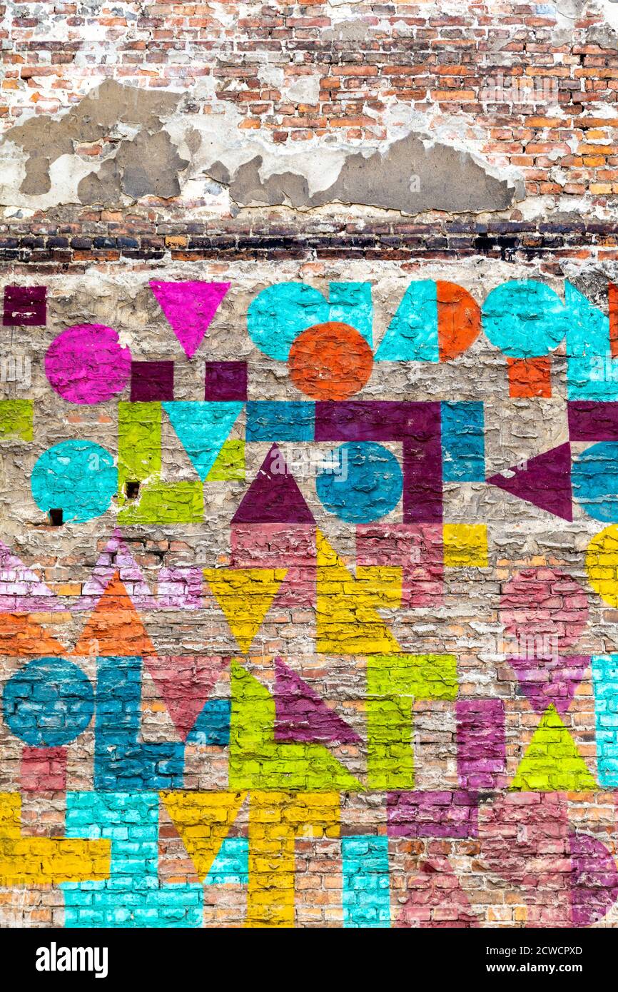 Mutal astratto colorato intorno a via Mała nel distretto di Praga, Varsavia, Polonia Foto Stock