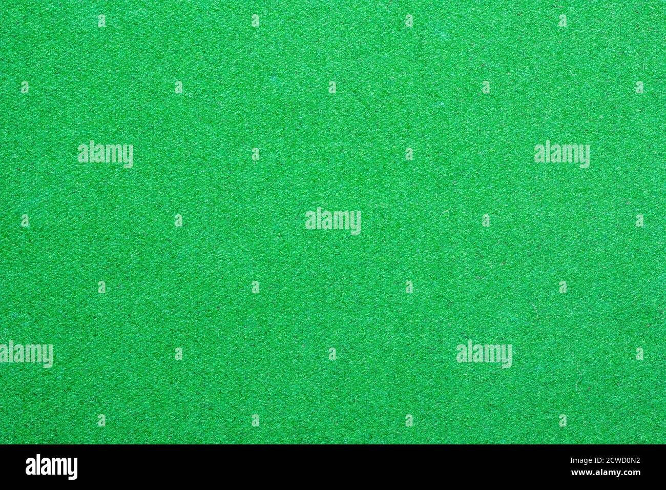 primo piano tavolo snooker verde feltro morbido tessuto ruvido tessuto fondo texture. Foto Stock