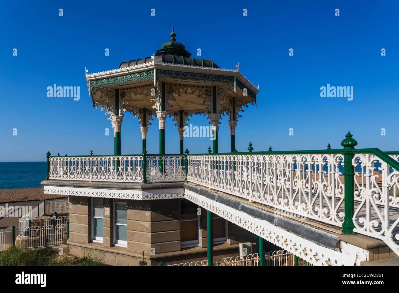 Inghilterra, East Sussex, Brighton, Brighton Seafront, l'ornata Bandstand vittoriano Foto Stock