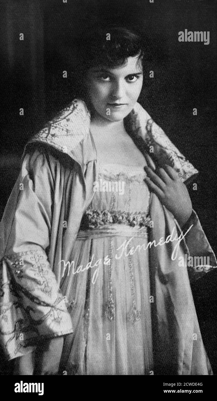Attrice Madge Kennedy, Ritratto pubblicitario a mezza lunghezza, 1910's. Foto Stock