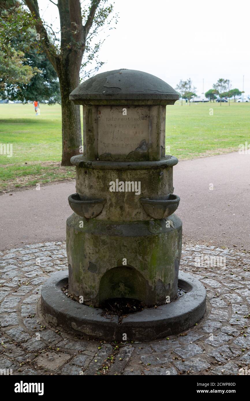 Una fontana d'acqua della comunità vittoriana, Southsea, Portsmouth Foto Stock