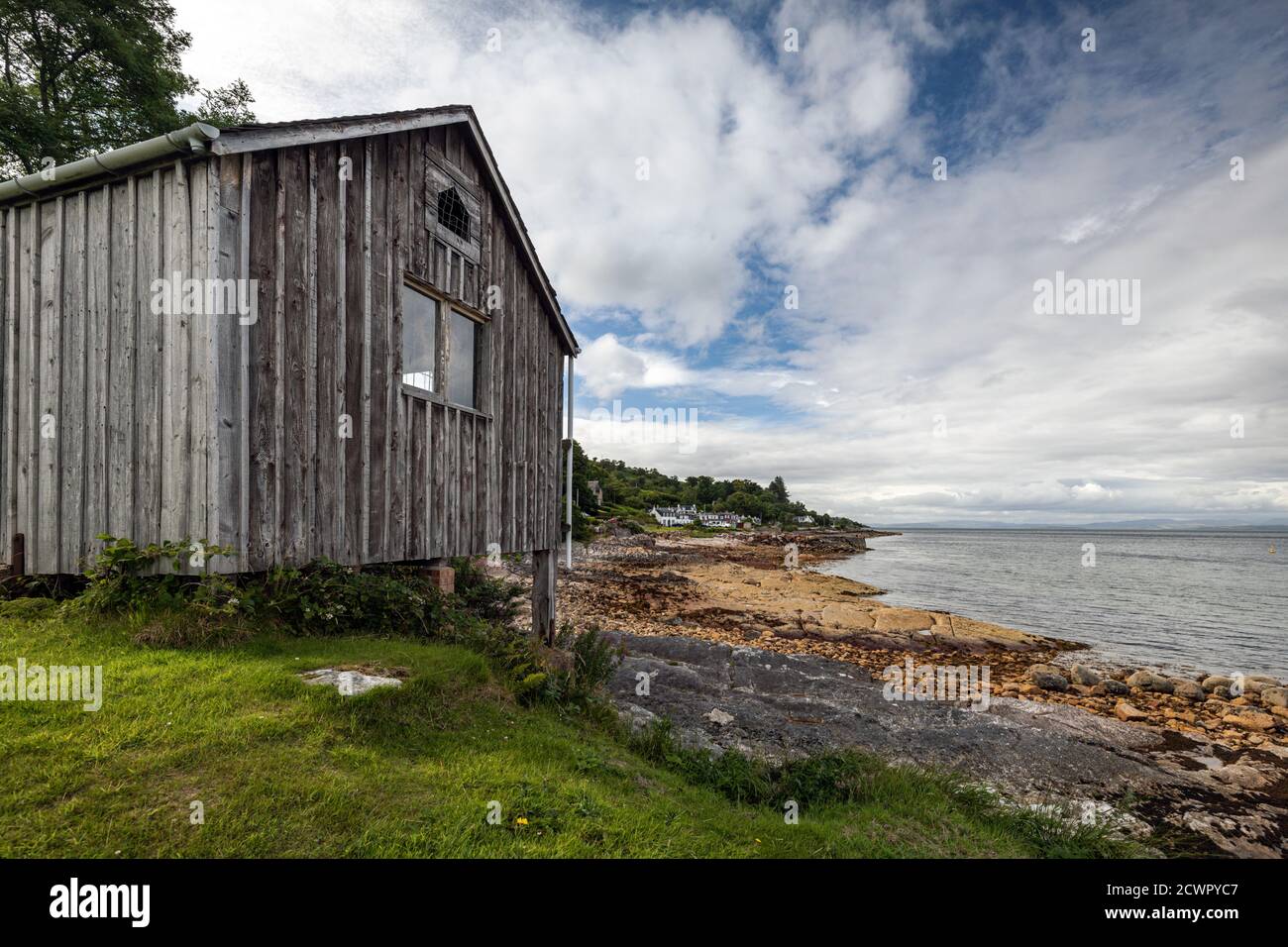 Boathouse a Corrie sull'isola di Arran, Scozia Foto Stock