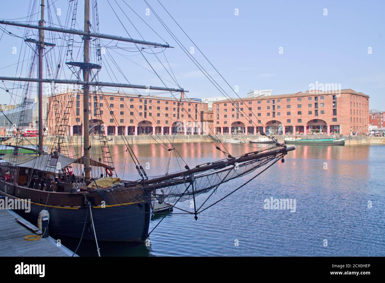 Il Royal Albert Dock Liverpool Foto Stock