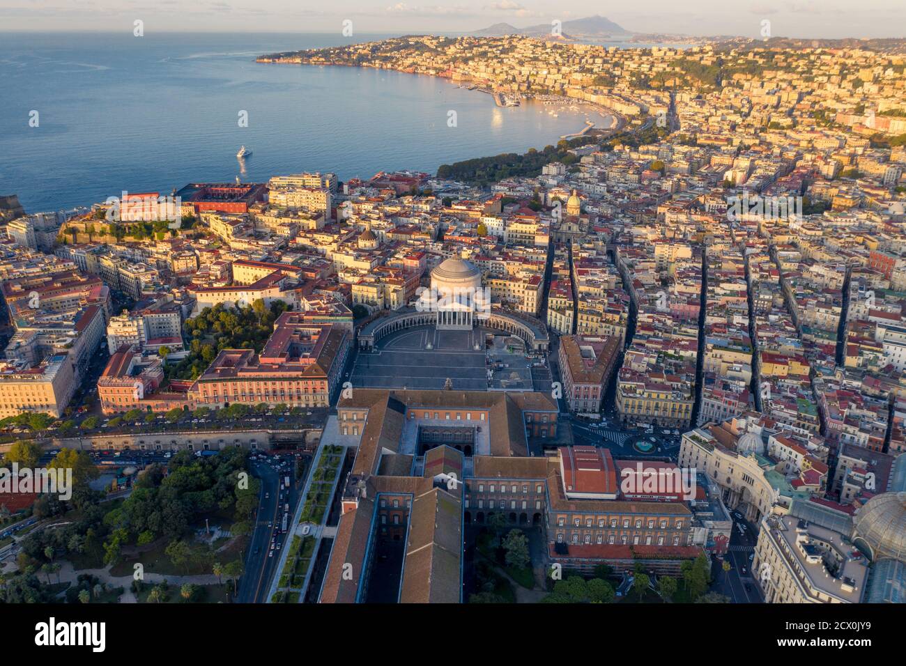 Piazza del plebiscito e posillipo, Napoli Foto Stock