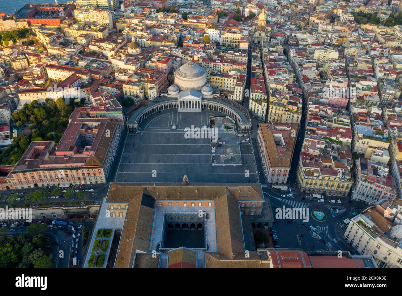 Piazza del Plebiscito, veduta aerea, alba mozzafiato, Napoli | Napoli Foto Stock