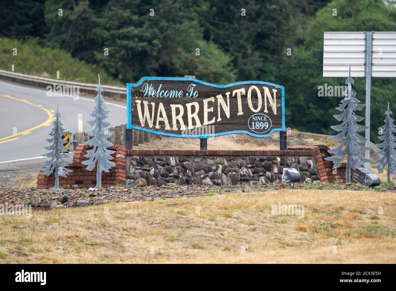 Warrenton, Oregon - 31 luglio 2020: Benvenuto a Warrenton, Oregon segno, nella zona nord-occidentale del Pacifico degli Stati Uniti Foto Stock