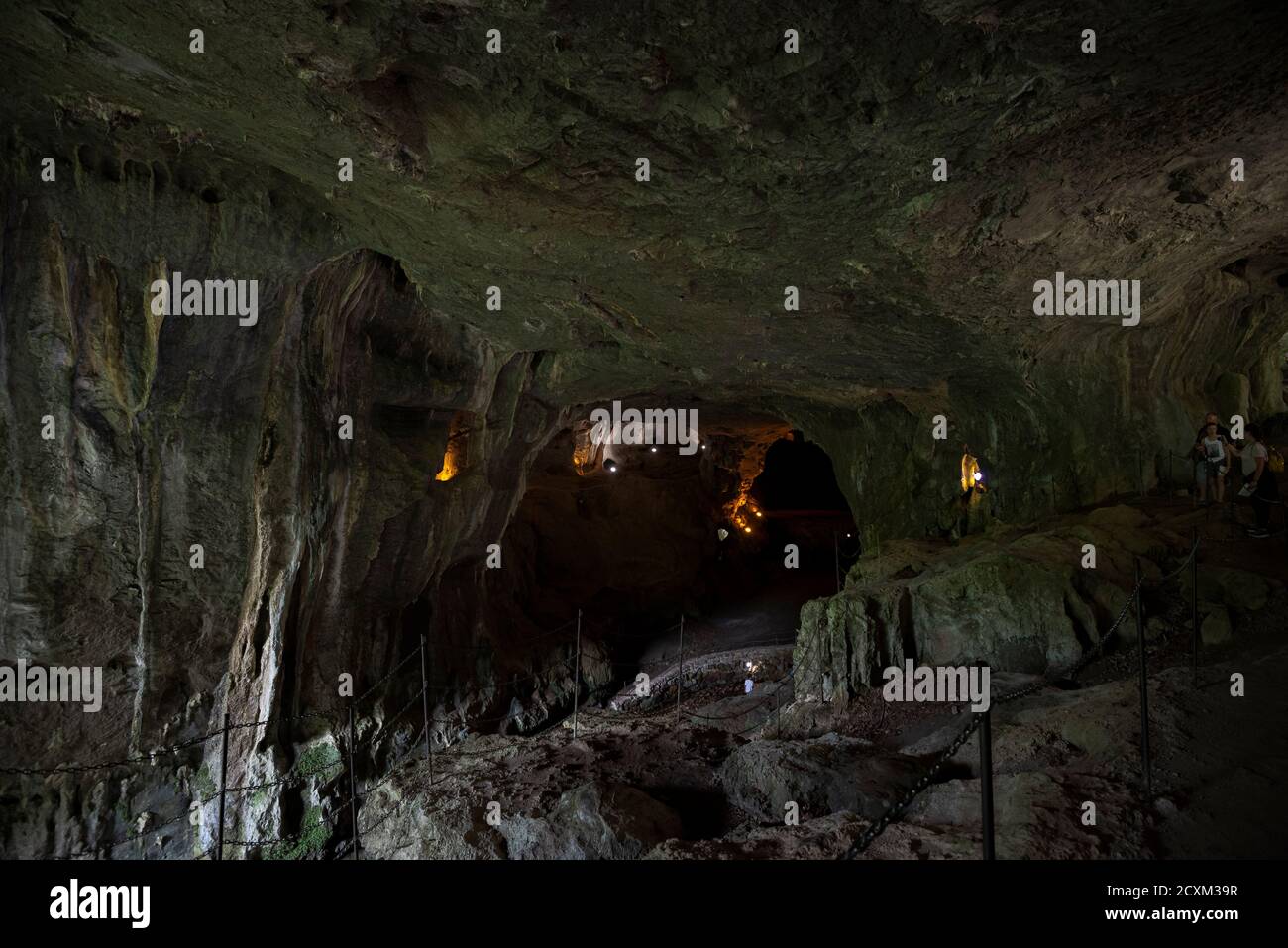 ZUGARRAMURDI, SPAGNA – 16 AGOSTO 2017: Grotte di Zugarramurdi, o Grotta delle Streghe. Questo cognome si riferisce alle celebrazioni pagane che hanno avuto luogo Foto Stock