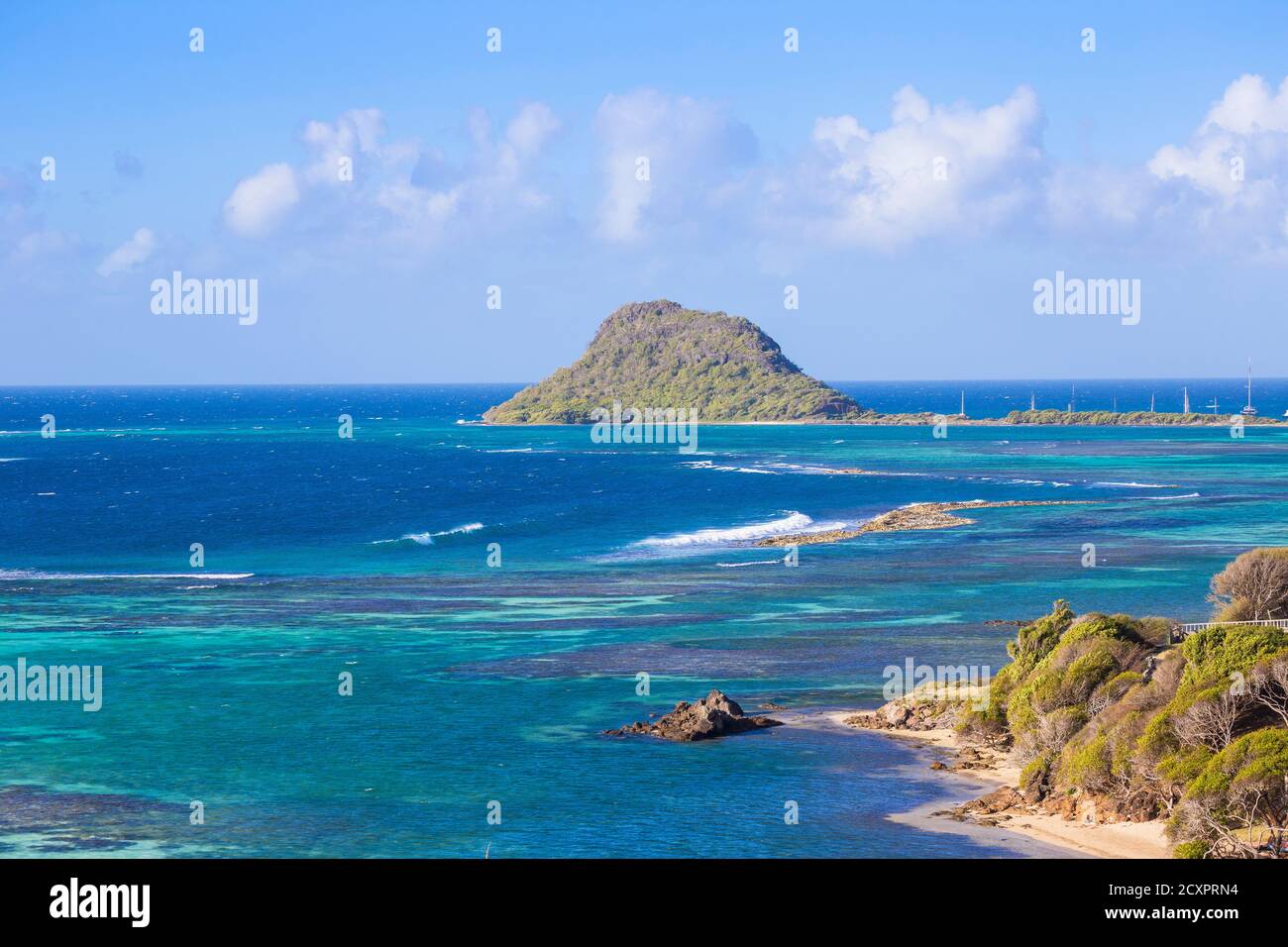 St Vincent e Grenadine, Union Island, vista verso l'isola di Frigate Foto Stock