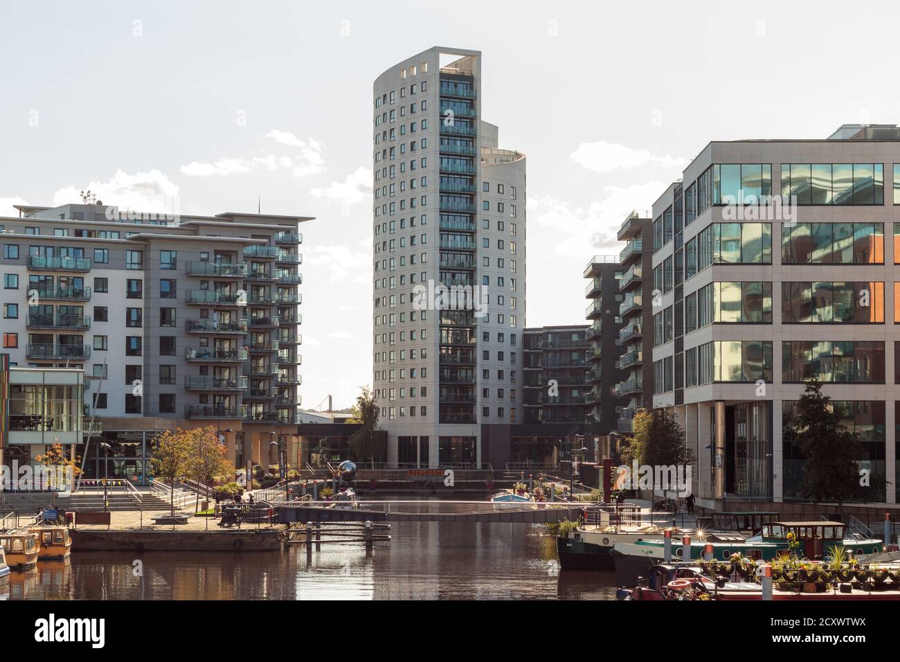 Vista su Clarence House, Leeds Dock Foto Stock
