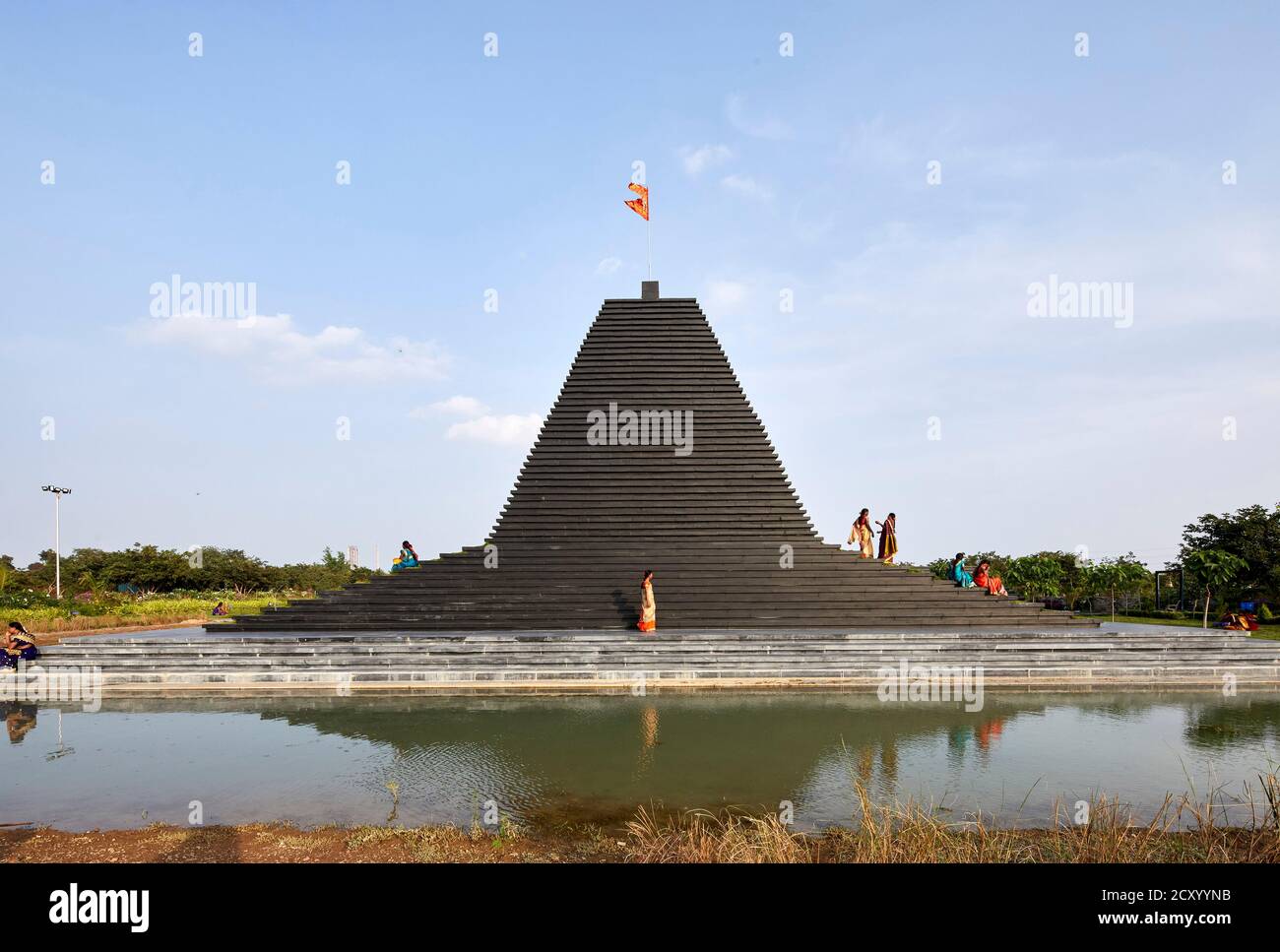 Vista generale. Tempio Balaji, Andhra Pradesh, India. Architetto: Sameep Padora e associati , 2020. Foto Stock