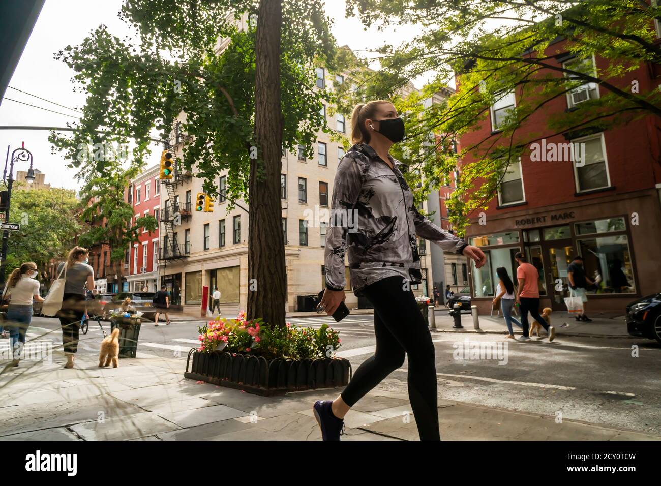 La strada alla moda di Bleecker Street nel quartiere Greenwich Village a New York domenica 27 settembre 2020. (© Richard B. Levine) Foto Stock